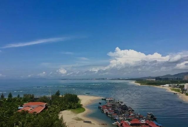 南湾猴岛在哪里（位于海南省陵水县南湾猴岛风景秀丽）